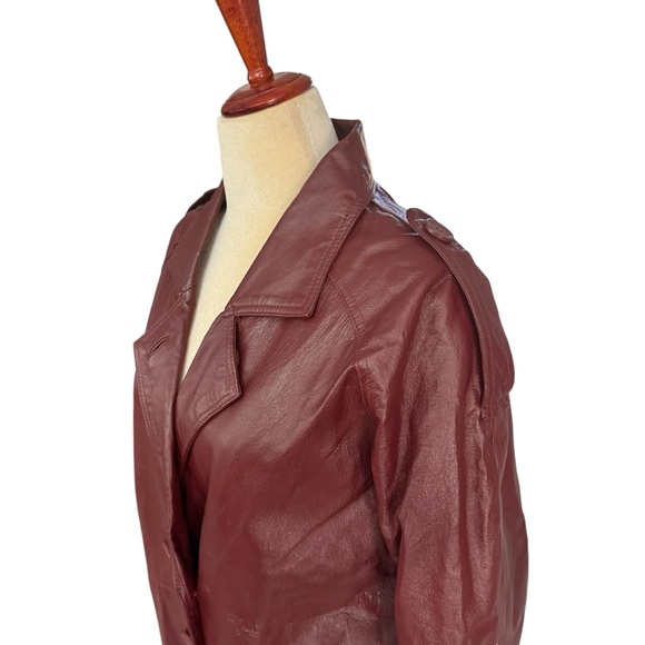 Vintage Women's Burgundy Genuine Leather Trench Coat Size 1X Size 14/16 - Picture 7 of 17